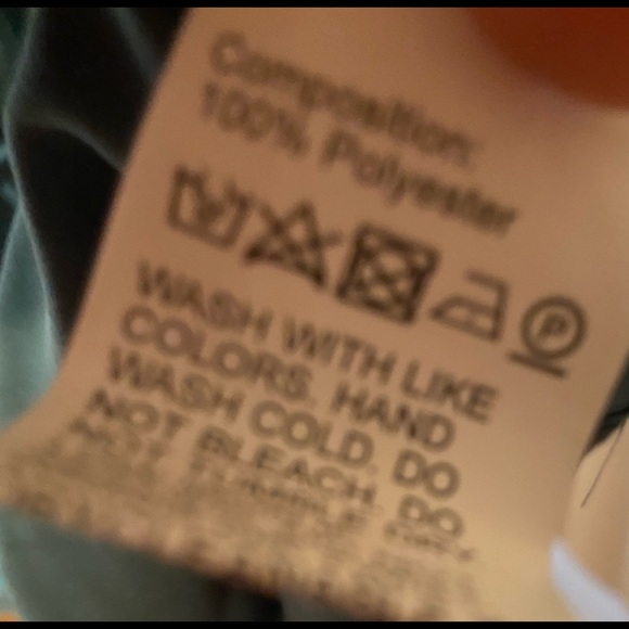 Ace by Aimee beautiful emerald green color. 1st pic accurately shows the color - Picture 5 of 5